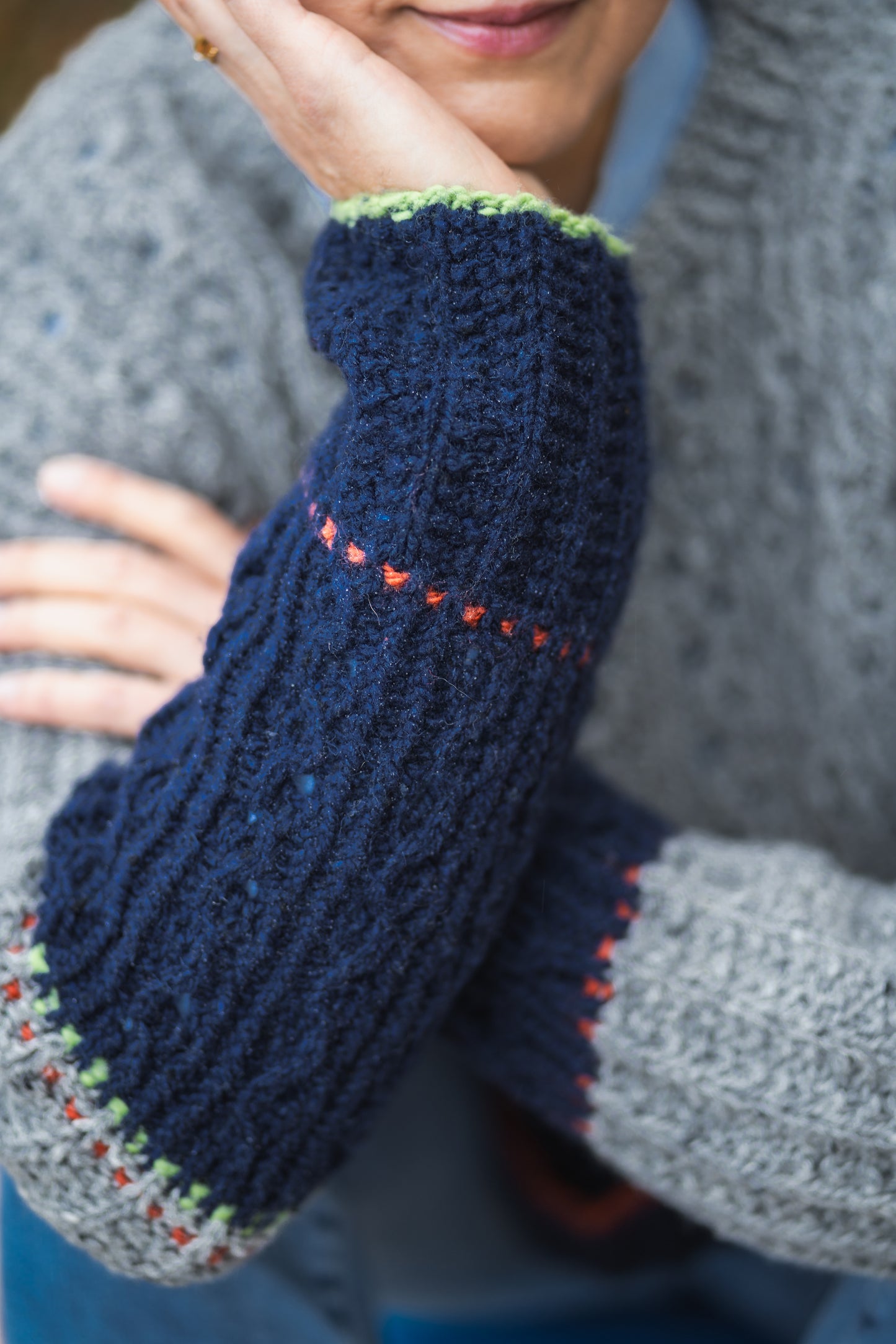 SJEY Wollpaket mit Strickbuch